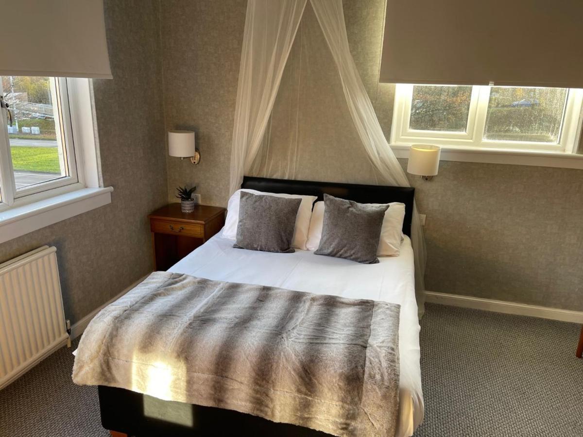 West Park Hotel Clydebank Buitenkant foto