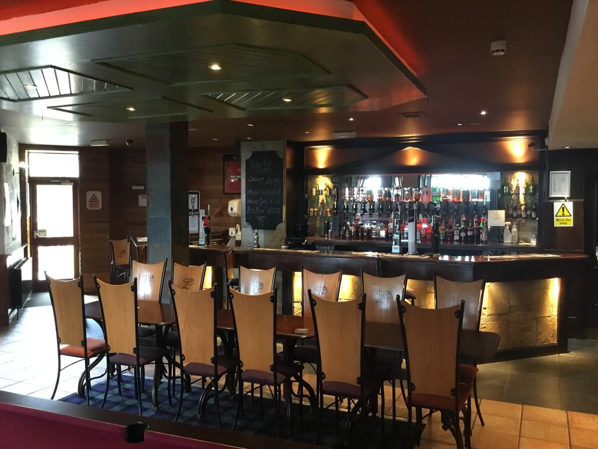 West Park Hotel Clydebank Buitenkant foto